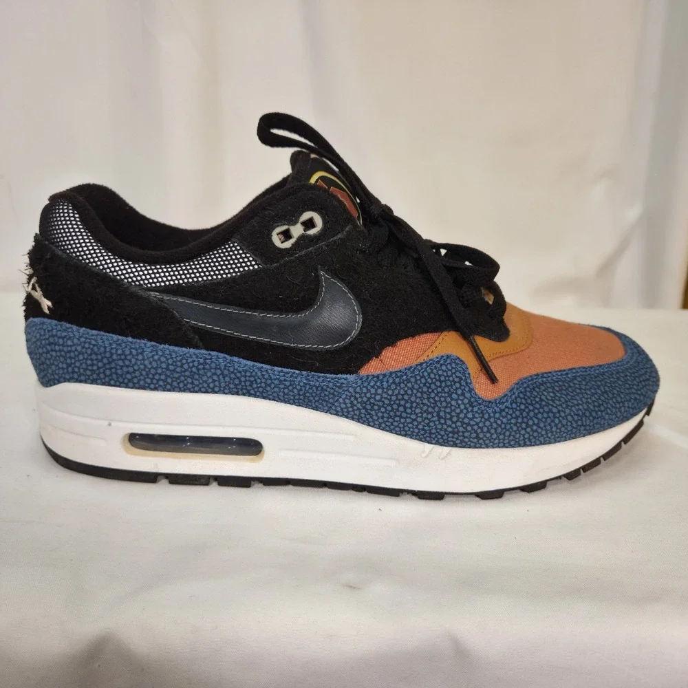 Nike please see
